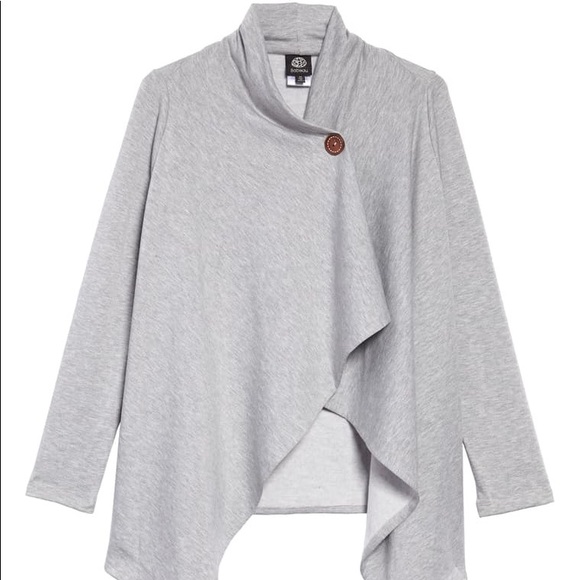 bobeau Sweaters - Bobeau One-Button Fleece Wrap Cardigan light grey